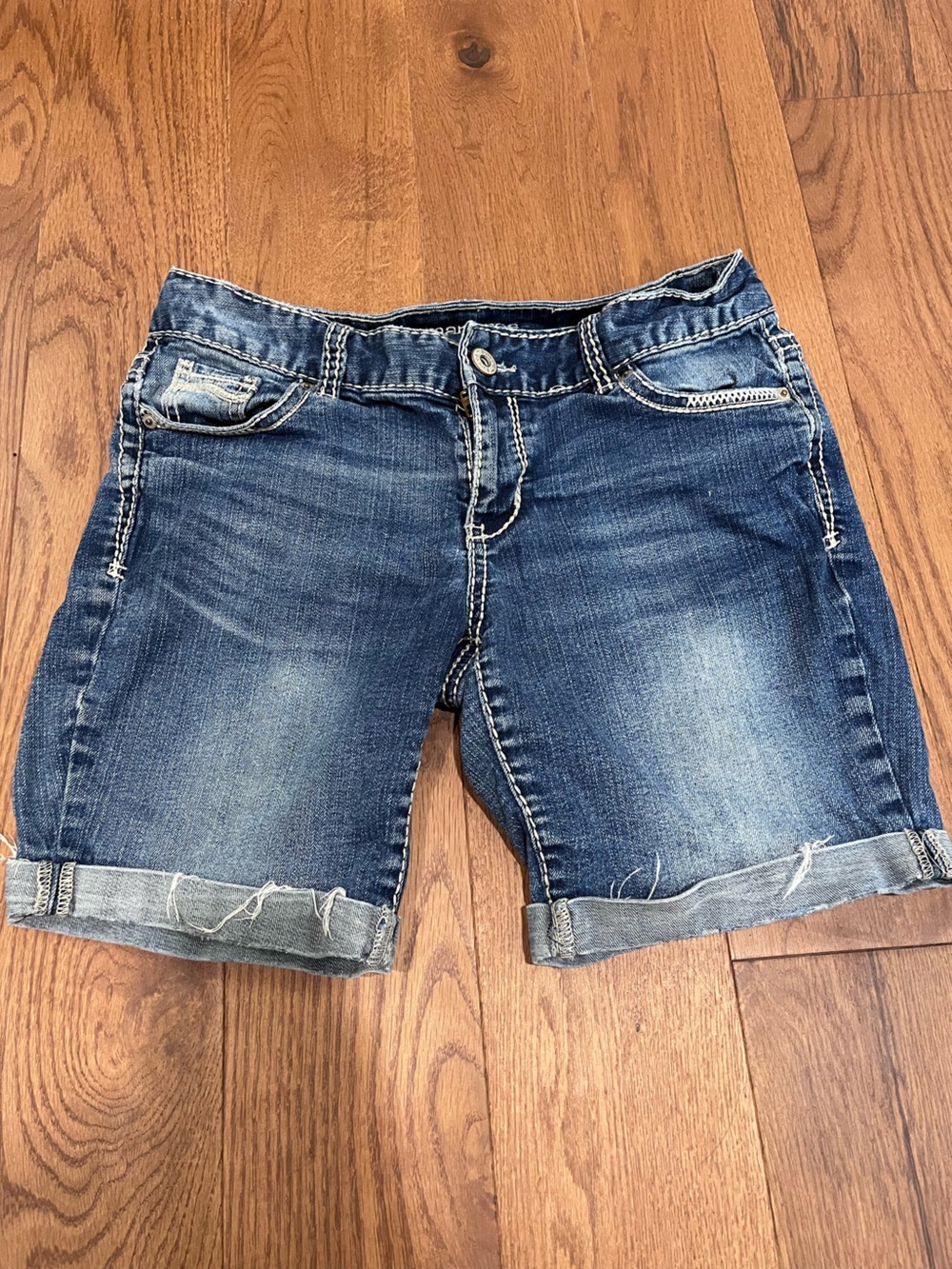 Y2K Maurice’s Women’s Dark Blue Denim Rolled Hem Shorts